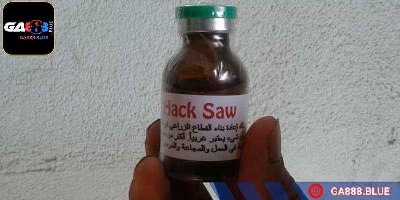 Hack Saw bám chắc, không bị rửa trôi bởi nước